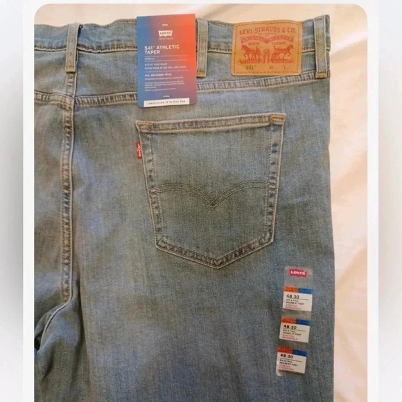 Levi’s 541 Athletic Tapered Light Wash Denim  Jeans Size 48 - Picture 6 of 8